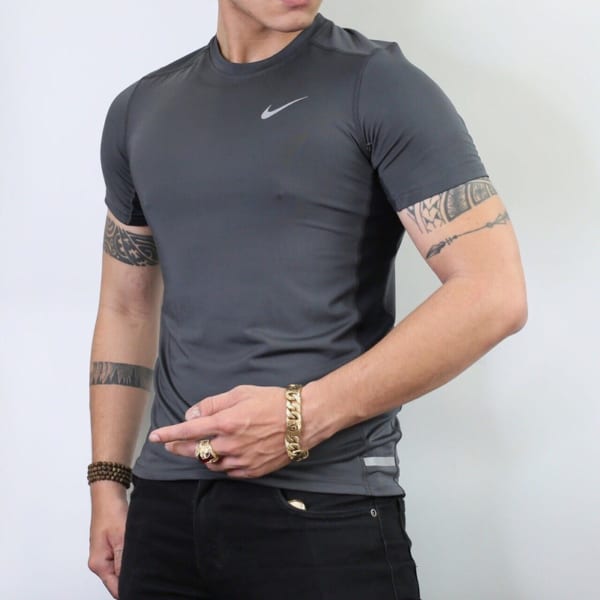 Áo ôm nam
