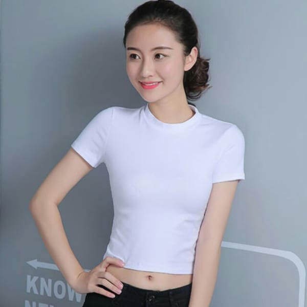 Áo thun trắng trơn form Slim